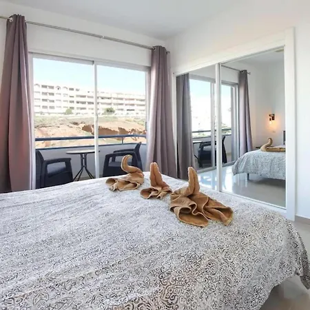 Daire Amazing 2 Bedroom Flat With Beachfront And Pool, Paraiso Del Sur A306 Playa Paraiso (Tenerife)
